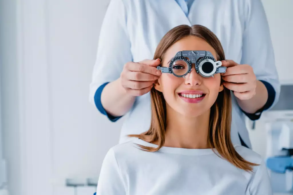 Enhancing Night Vision with Contoura LASIK How It Works - Clarity Vision